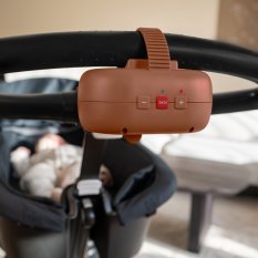 Zazu ROBBY - Houpadlo kočárku - hnědé