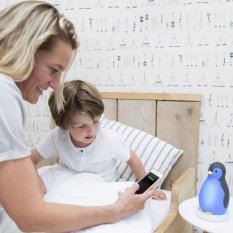 Zazu Tučňák PAM šedý - sleeptrainer s bezdrátovým reproduktorem