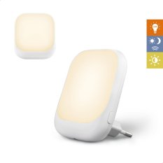 Zazu SOCKET bílé - noční světlo do zásuvky se senzorem soumraku