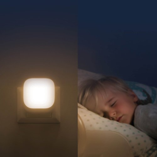 Zazu SOCKET růžové - noční světlo do zásuvky se senzorem soumraku